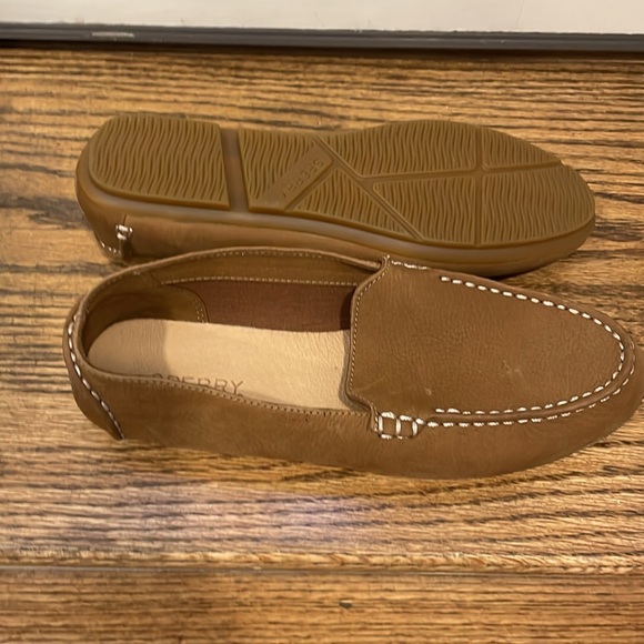 Sperry  loafers new - Picture 2 of 2
